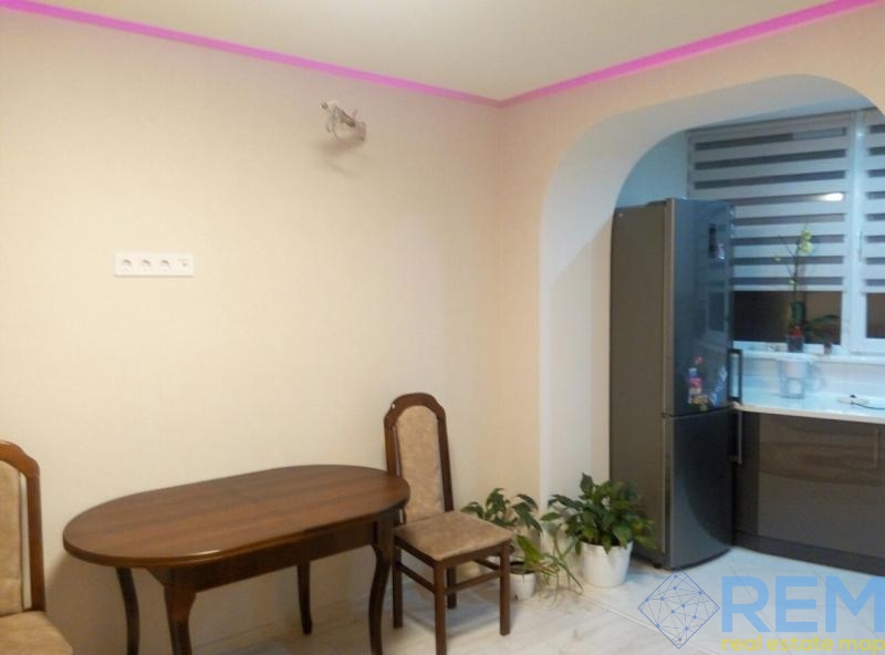 продажа однокомнатной квартиры номер A-174313 в Малиновском районе, фото номер 7